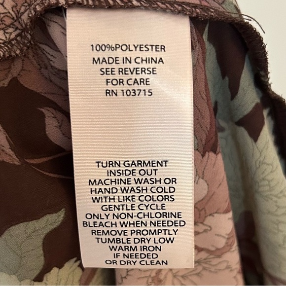 Nanette Lepore Pink Ruffled High-Low Dress with Bishop Sleeves - Picture 4 of 4